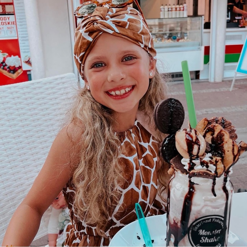 Janie and Jack Brown and White Giraffe Print Dress with Hat - Picture 5 of 6